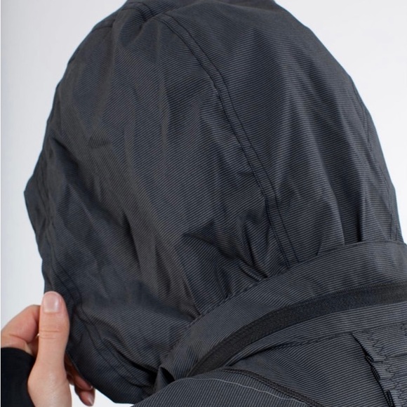 Run:Hustle jacket - Picture 2 of 5